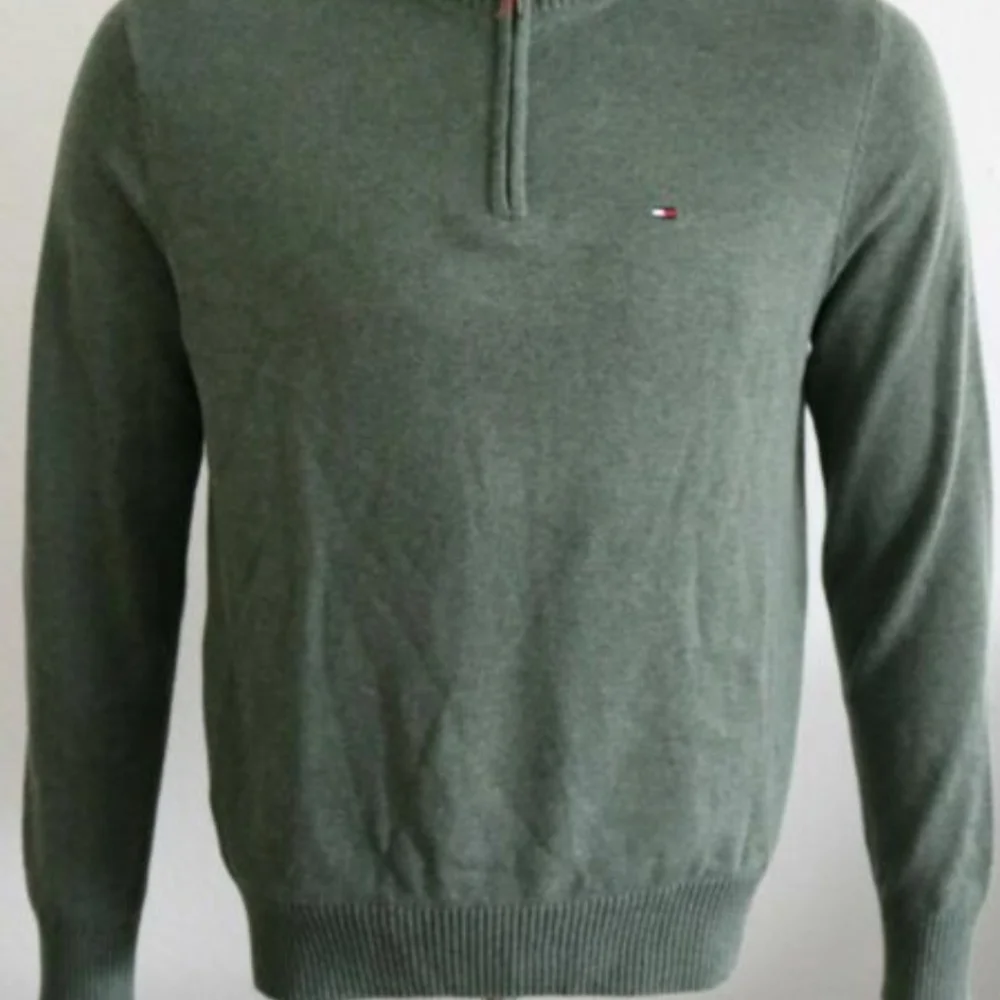 TOMMY HILFIGER MEN'S GREEN 1/4 ZIP SWEATER SIZE XL